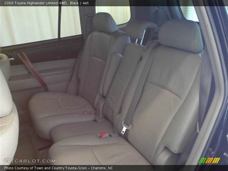 Black / Ash 2009 Toyota Highlander Limited 4WD