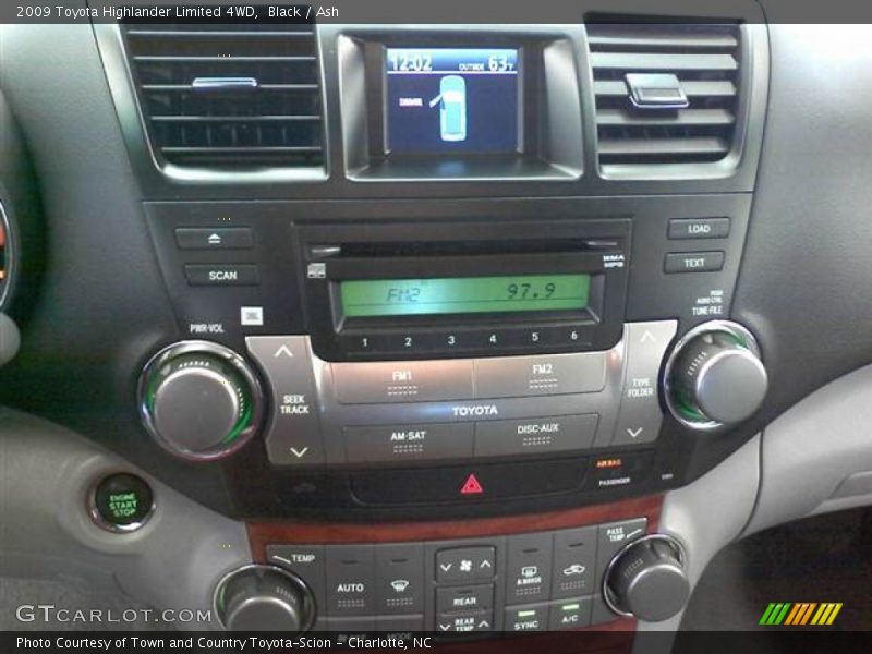Black / Ash 2009 Toyota Highlander Limited 4WD
