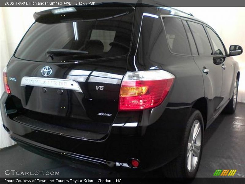 Black / Ash 2009 Toyota Highlander Limited 4WD