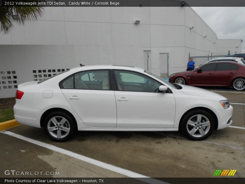 Candy White / Cornsilk Beige 2012 Volkswagen Jetta TDI Sedan