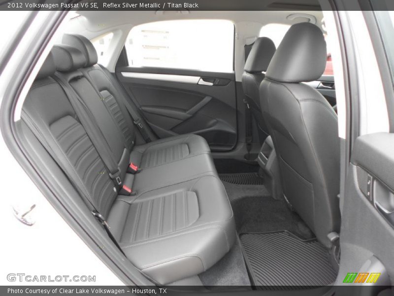 Reflex Silver Metallic / Titan Black 2012 Volkswagen Passat V6 SE