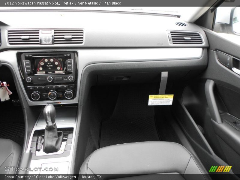 Reflex Silver Metallic / Titan Black 2012 Volkswagen Passat V6 SE