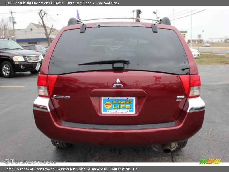Ultra Red Pearl / Charcoal Gray 2004 Mitsubishi Endeavor XLS AWD