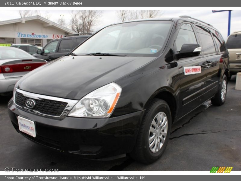 Midnight Black / Beige 2011 Kia Sedona LX