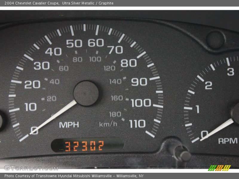 Ultra Silver Metallic / Graphite 2004 Chevrolet Cavalier Coupe