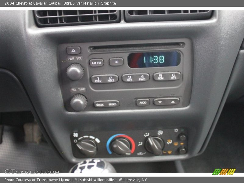 Ultra Silver Metallic / Graphite 2004 Chevrolet Cavalier Coupe