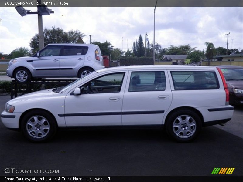 White / Taupe 2001 Volvo V70 T5