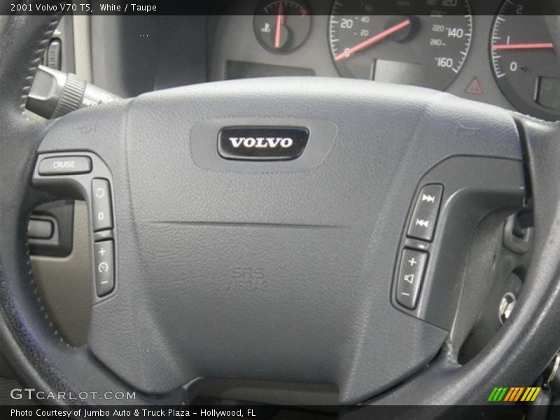 White / Taupe 2001 Volvo V70 T5