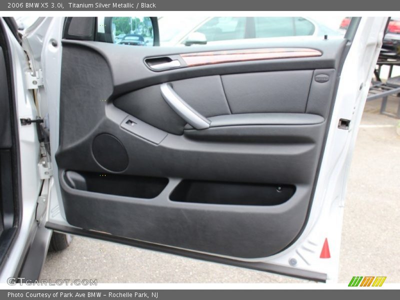 Titanium Silver Metallic / Black 2006 BMW X5 3.0i