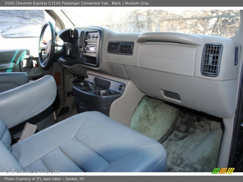 Black / Medium Gray 2000 Chevrolet Express G1500 Passenger Conversion Van
