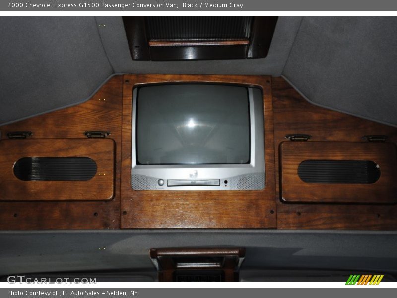 Black / Medium Gray 2000 Chevrolet Express G1500 Passenger Conversion Van