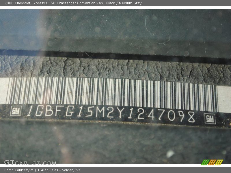 Black / Medium Gray 2000 Chevrolet Express G1500 Passenger Conversion Van