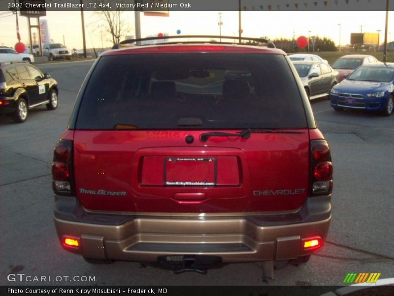 Victory Red / Medium Oak 2002 Chevrolet TrailBlazer LTZ 4x4