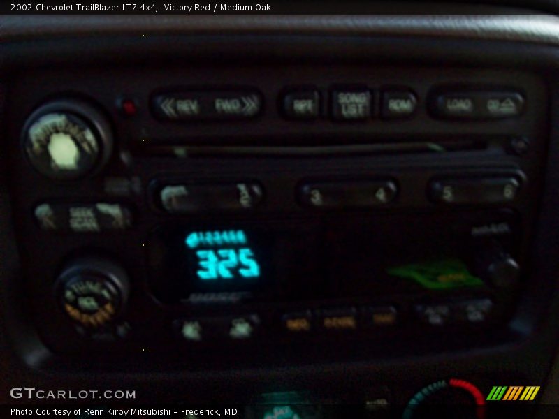 Victory Red / Medium Oak 2002 Chevrolet TrailBlazer LTZ 4x4