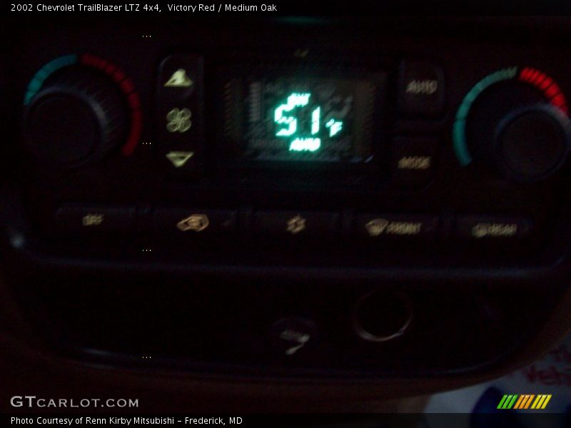 Victory Red / Medium Oak 2002 Chevrolet TrailBlazer LTZ 4x4