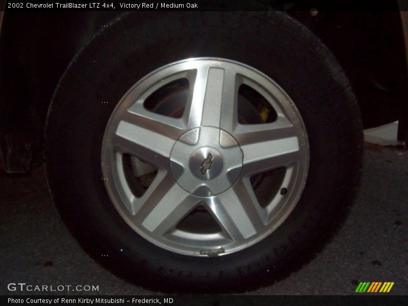 Victory Red / Medium Oak 2002 Chevrolet TrailBlazer LTZ 4x4