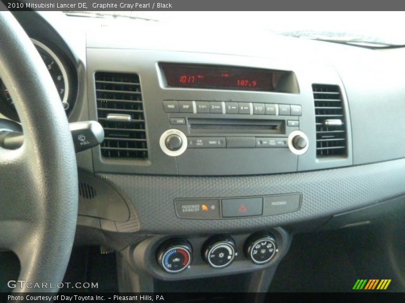 Graphite Gray Pearl / Black 2010 Mitsubishi Lancer DE