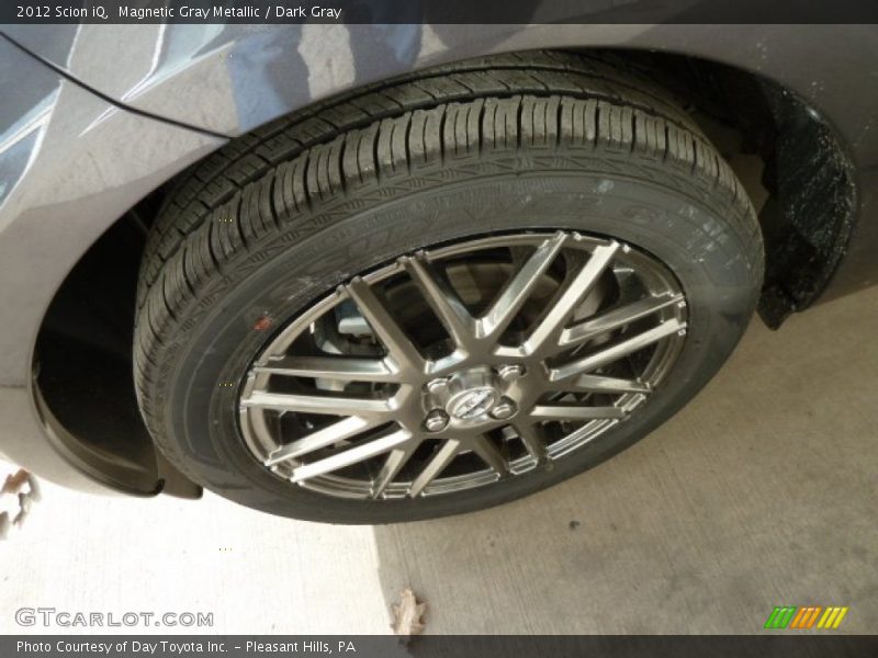 Magnetic Gray Metallic / Dark Gray 2012 Scion iQ
