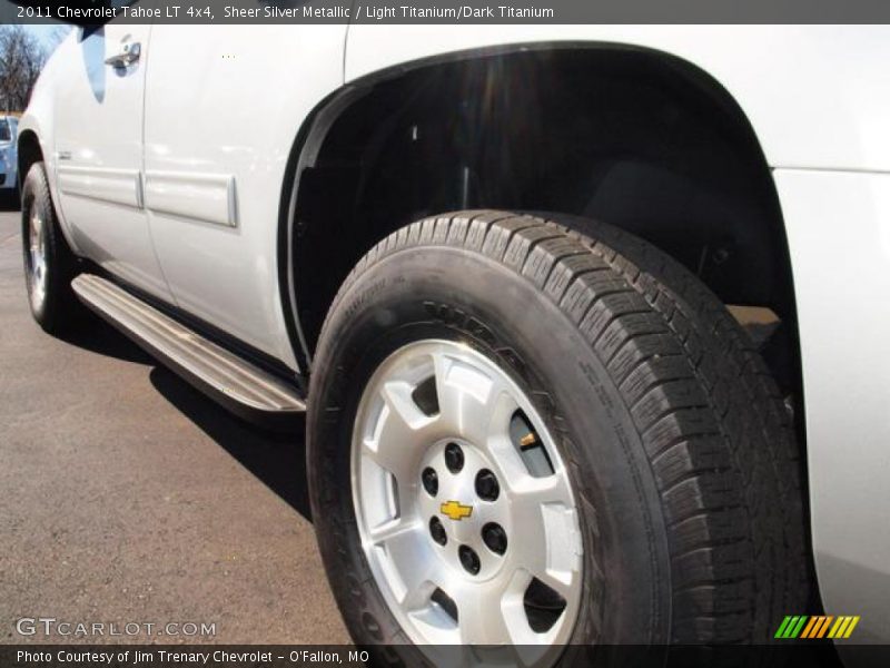Sheer Silver Metallic / Light Titanium/Dark Titanium 2011 Chevrolet Tahoe LT 4x4