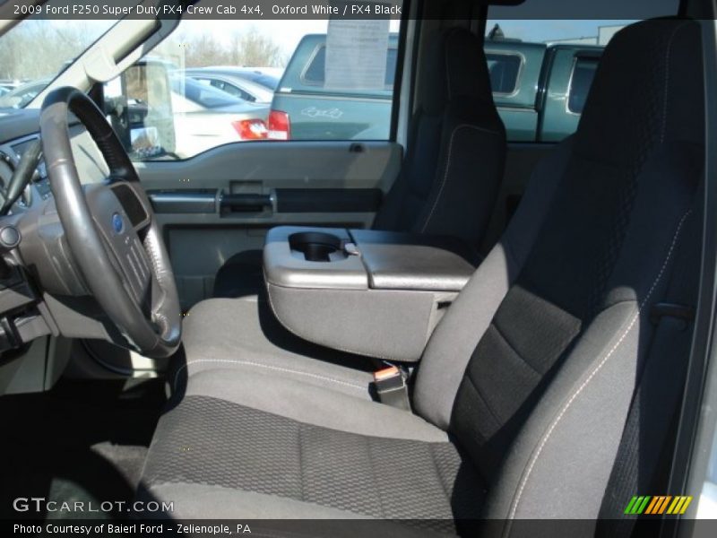 Oxford White / FX4 Black 2009 Ford F250 Super Duty FX4 Crew Cab 4x4