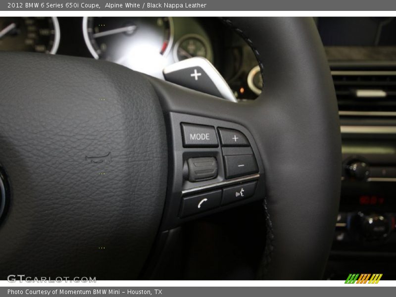 Controls of 2012 6 Series 650i Coupe