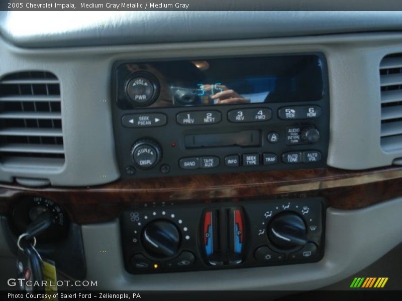 Medium Gray Metallic / Medium Gray 2005 Chevrolet Impala