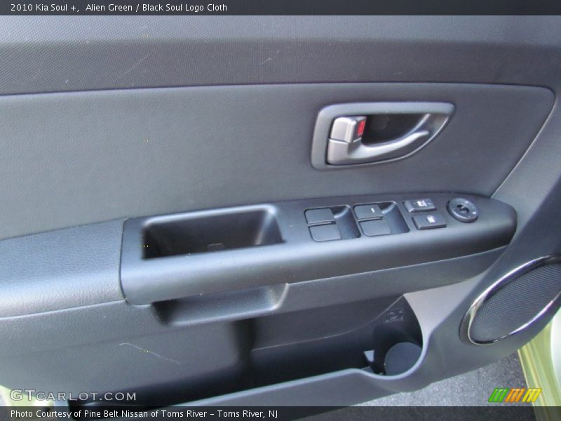 Alien Green / Black Soul Logo Cloth 2010 Kia Soul +