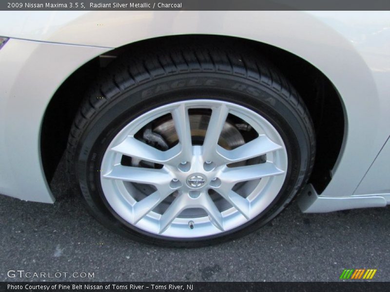 Radiant Silver Metallic / Charcoal 2009 Nissan Maxima 3.5 S