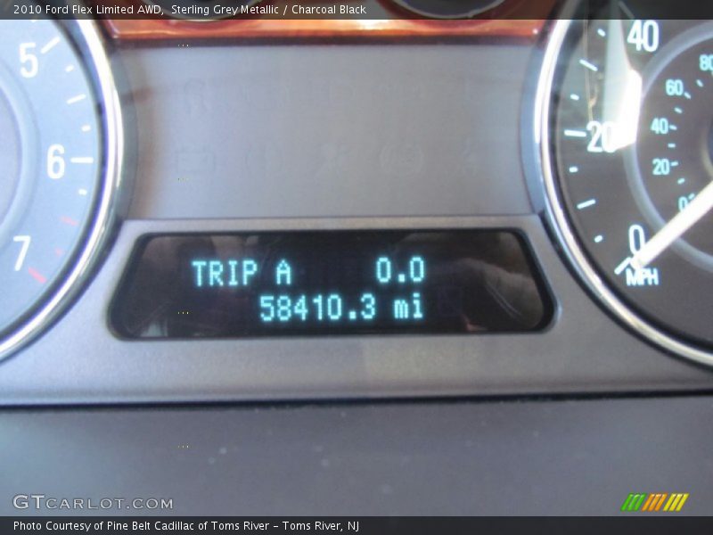 Sterling Grey Metallic / Charcoal Black 2010 Ford Flex Limited AWD