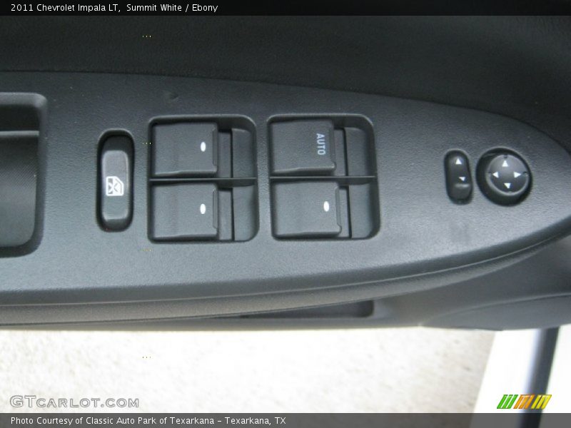 Summit White / Ebony 2011 Chevrolet Impala LT