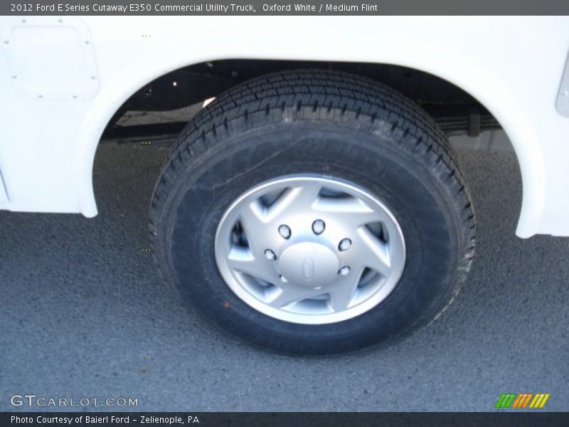 Oxford White / Medium Flint 2012 Ford E Series Cutaway E350 Commercial Utility Truck