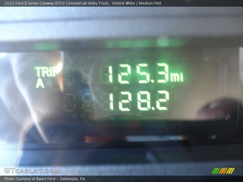 Oxford White / Medium Flint 2012 Ford E Series Cutaway E350 Commercial Utility Truck