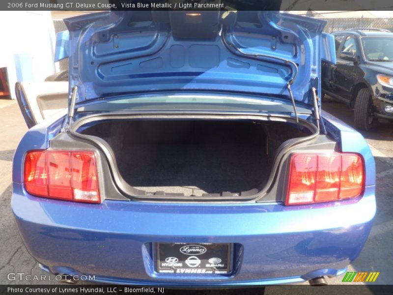 Vista Blue Metallic / Light Parchment 2006 Ford Mustang GT Deluxe Coupe