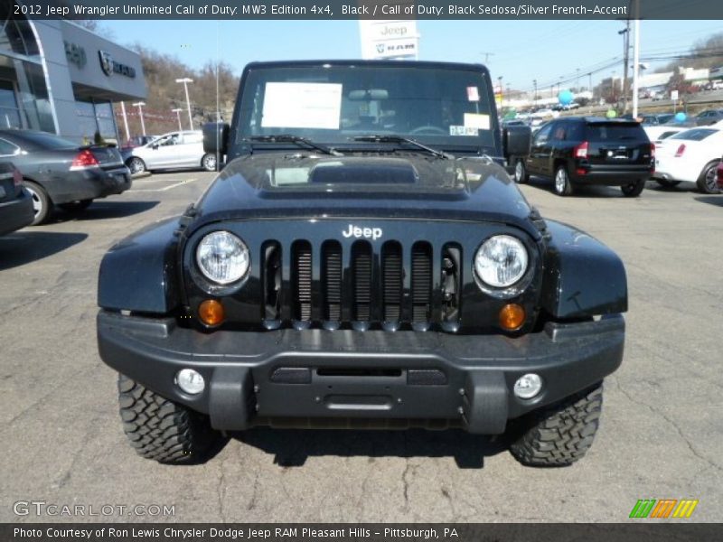 Black / Call of Duty: Black Sedosa/Silver French-Accent 2012 Jeep Wrangler Unlimited Call of Duty: MW3 Edition 4x4
