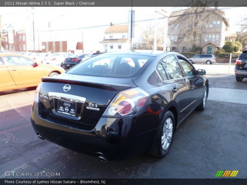 Super Black / Charcoal 2011 Nissan Altima 2.5 S