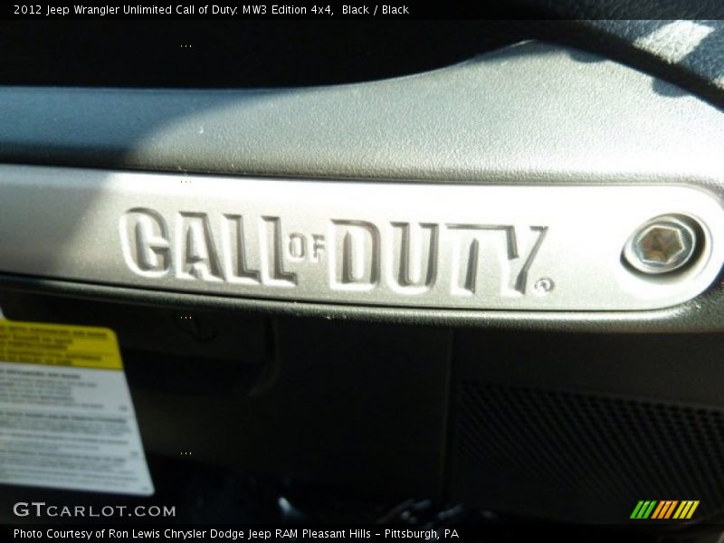  2012 Wrangler Unlimited Call of Duty: MW3 Edition 4x4 Logo