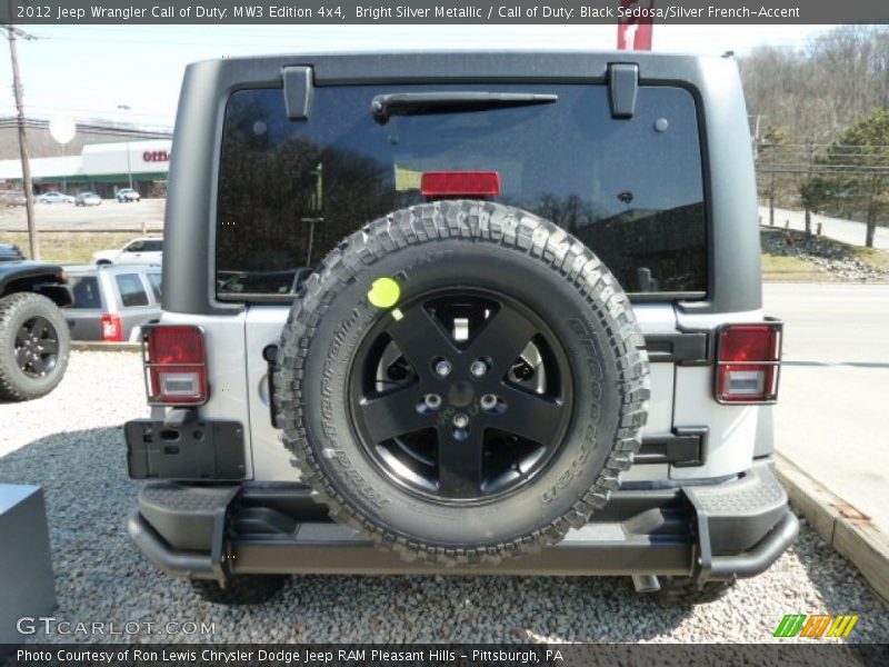 Bright Silver Metallic / Call of Duty: Black Sedosa/Silver French-Accent 2012 Jeep Wrangler Call of Duty: MW3 Edition 4x4