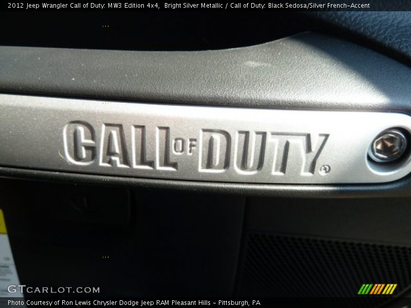 Bright Silver Metallic / Call of Duty: Black Sedosa/Silver French-Accent 2012 Jeep Wrangler Call of Duty: MW3 Edition 4x4