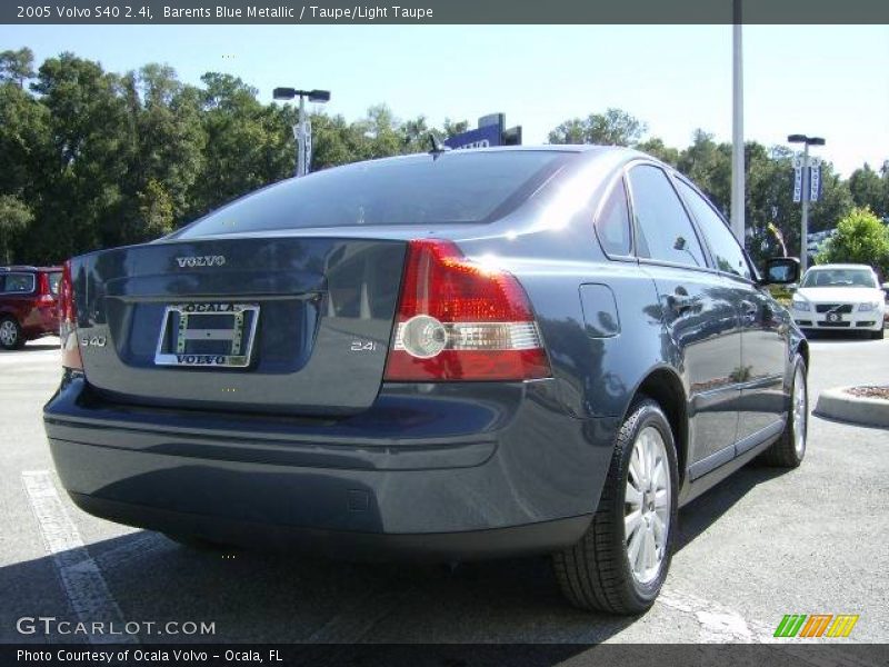 Barents Blue Metallic / Taupe/Light Taupe 2005 Volvo S40 2.4i