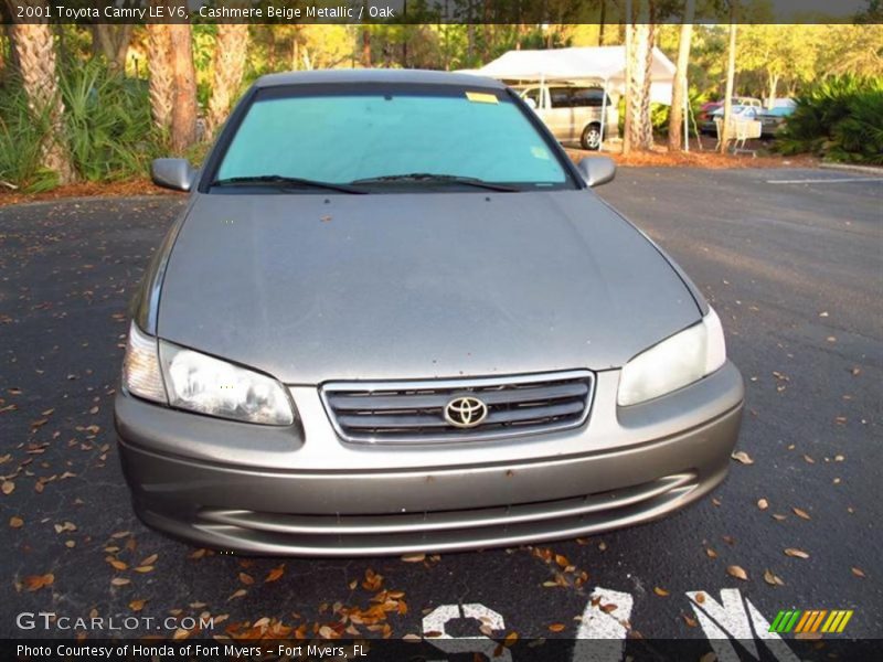 Cashmere Beige Metallic / Oak 2001 Toyota Camry LE V6