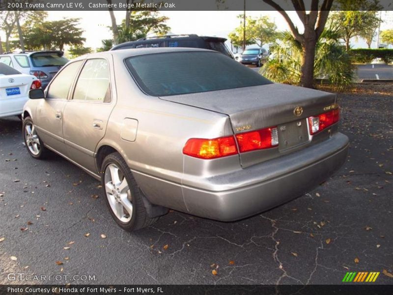 Cashmere Beige Metallic / Oak 2001 Toyota Camry LE V6