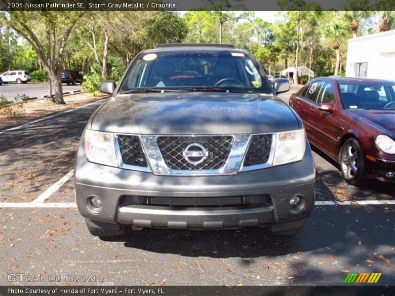 Storm Gray Metallic / Graphite 2005 Nissan Pathfinder SE