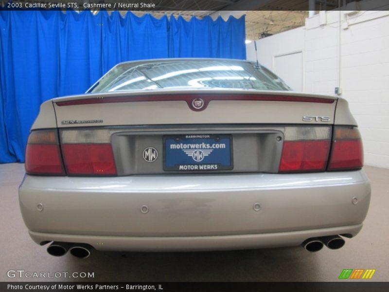 Cashmere / Neutral Shale 2003 Cadillac Seville STS