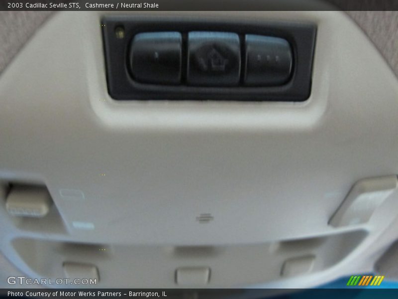 Cashmere / Neutral Shale 2003 Cadillac Seville STS