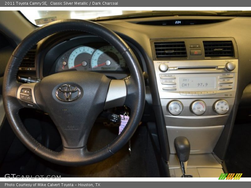 Classic Silver Metallic / Dark Charcoal 2011 Toyota Camry SE