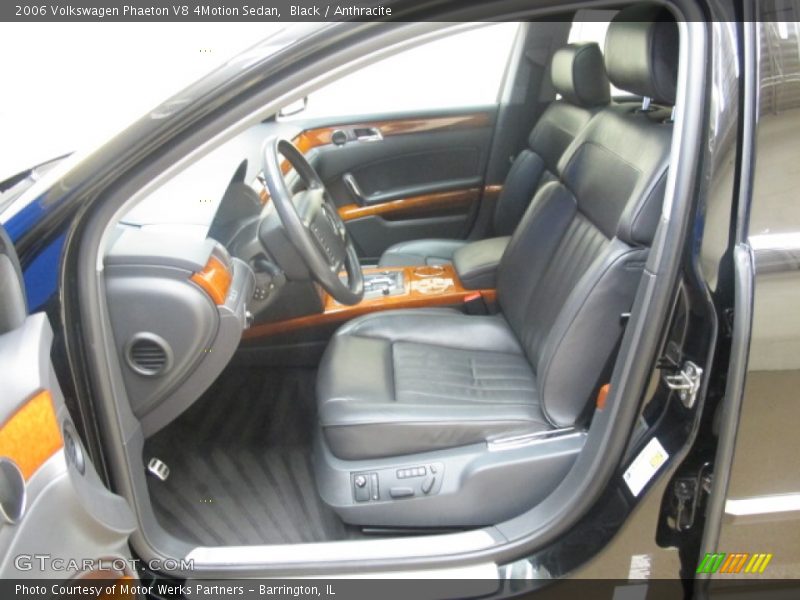  2006 Phaeton V8 4Motion Sedan Anthracite Interior