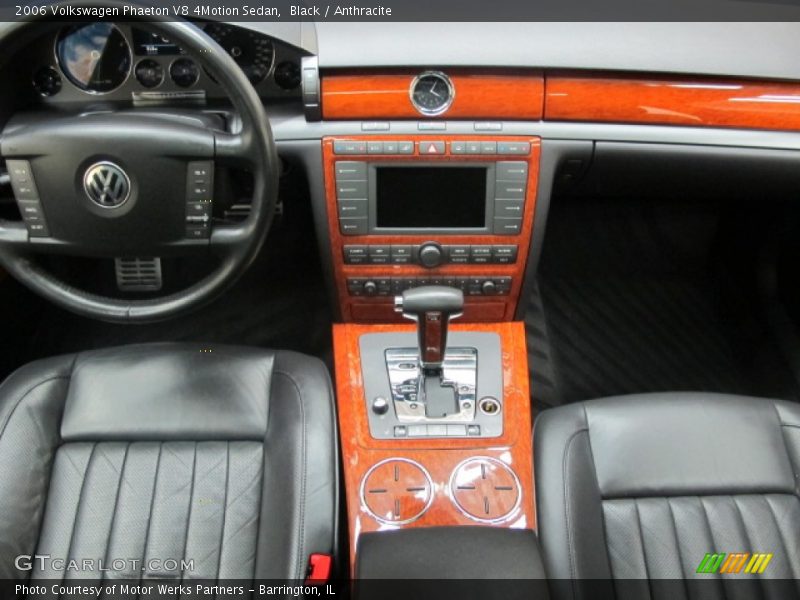 Dashboard of 2006 Phaeton V8 4Motion Sedan