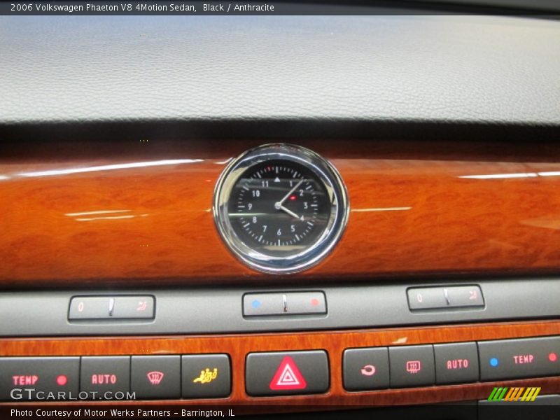 Controls of 2006 Phaeton V8 4Motion Sedan