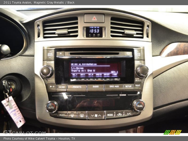 Magnetic Gray Metallic / Black 2011 Toyota Avalon