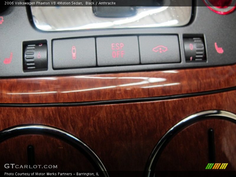 Black / Anthracite 2006 Volkswagen Phaeton V8 4Motion Sedan